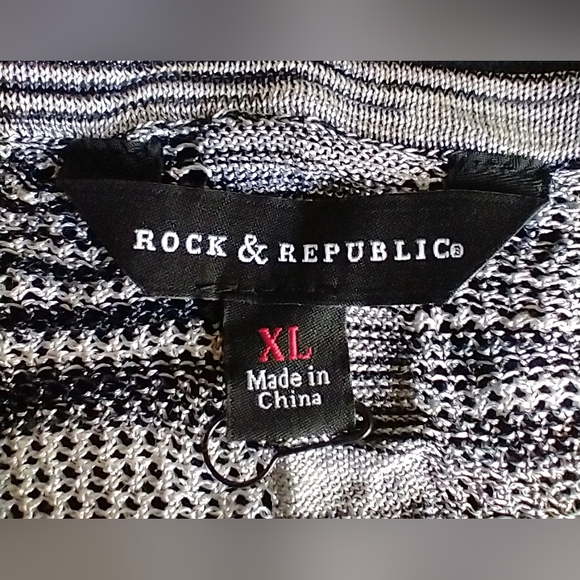 ROCK & REPUBLIC WOMEN'S MISSES SIZE XL BLACK & WHITE LOOSE KNIT TOP SEMI SHEER - Picture 3 of 7
